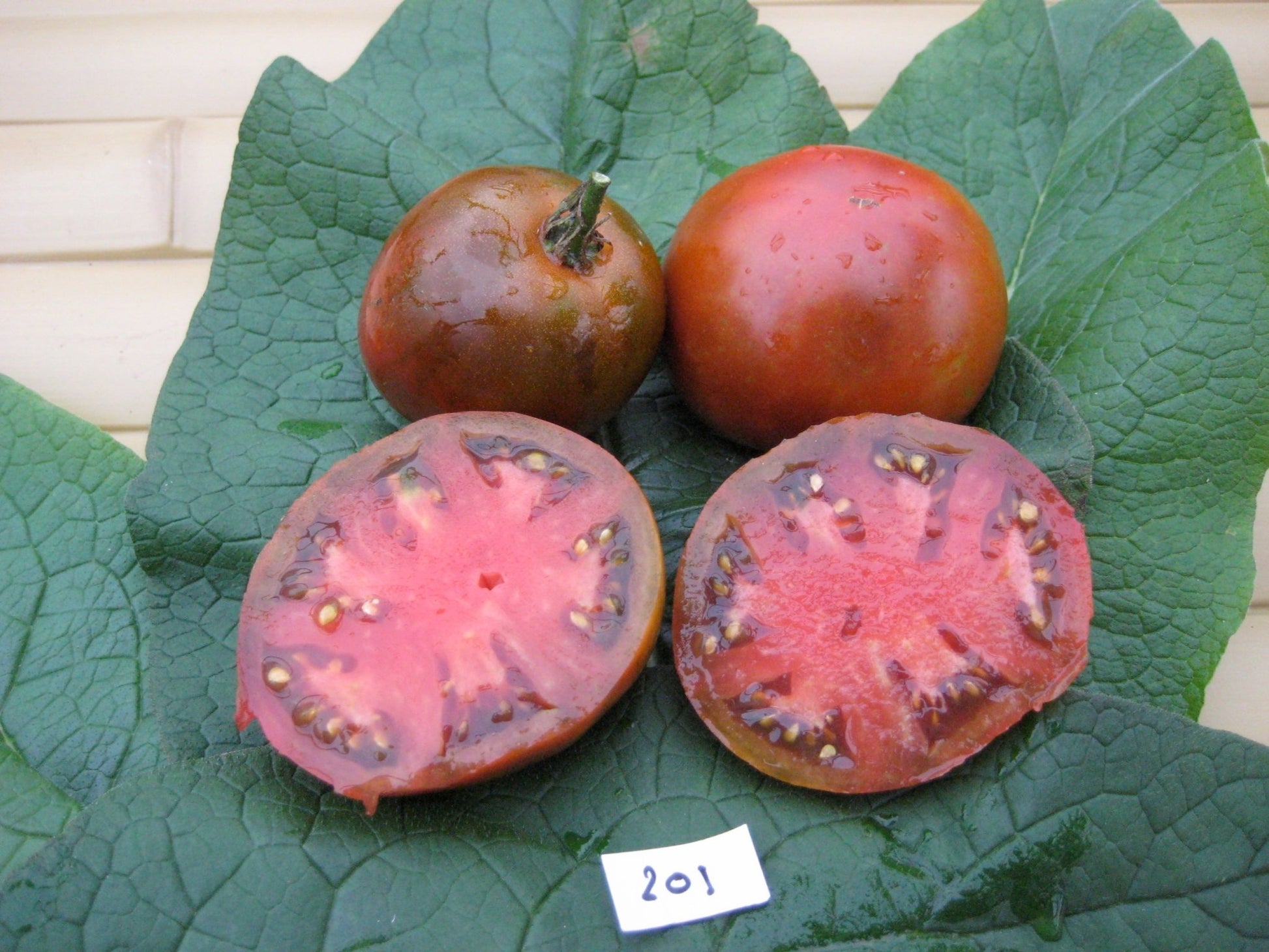 russian rose tomato seeds Black Russian Tomato - Organic